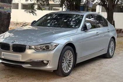 2013 BMW 3 Series 320d Luxury Line