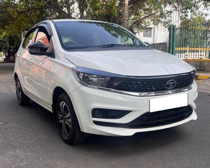 2022 Tata Tiago एक्सटी सीएनजी बीएस6