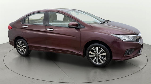 Second-hand 2017 Honda City i VTEC वी for sale in New Delhi