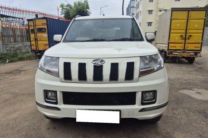 2017 Mahindra TUV 300 T8