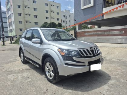 2014 Mahindra XUV500 W8 FWD