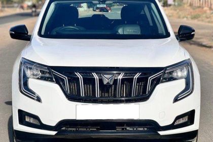 2022 Mahindra XUV700 AX5 7 Str BSVI