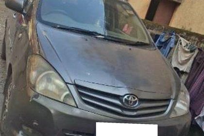 2011 Toyota Innova 2.5 G (Diesel) 7 Seater BS III