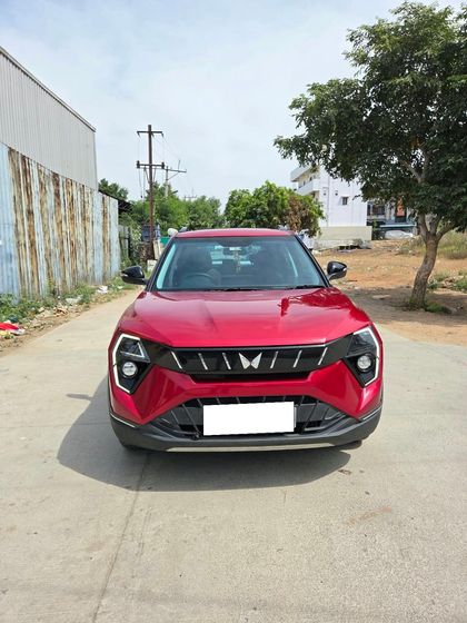 2024 Mahindra XUV 3XO AX5 Diesel AMT