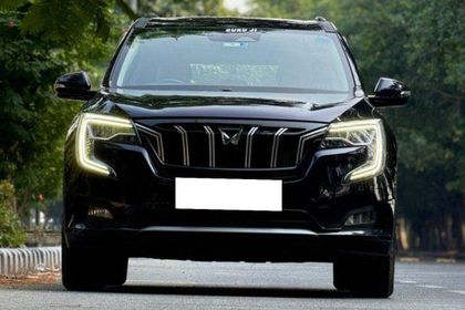 2022 Mahindra XUV700 एएक्स7 AT बीएस6