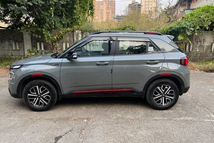 2024 Hyundai Venue एसएक्स Opt टर्बो DCT DT