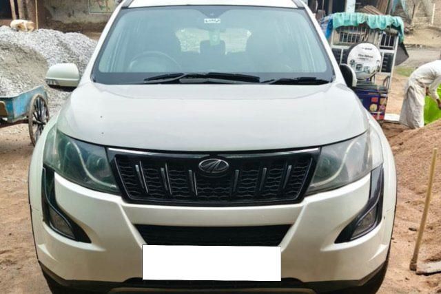 Mahindra XUV500 W6 2WD Second-hand 2017 Mahindra XUV500 W6 2WD for sale in Lakhimpur Kheri