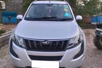 2015 Mahindra XUV500 W11 FWD Diesel