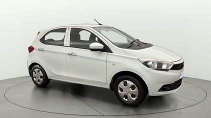 2016 Tata Tiago 1.2 Revotron एक्सटी