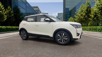 2019 Mahindra XUV300 W8 बीएस4