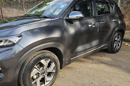 2021 Kia Sonet एचटीएक्स डीजल बीएस6