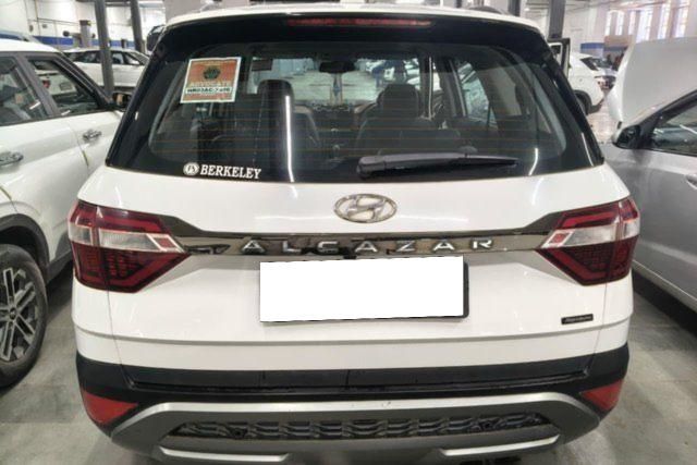 Hyundai Alcazar Signature Diesel Second-hand 2024 Hyundai Alcazar Signature Diesel for sale in Panchkula