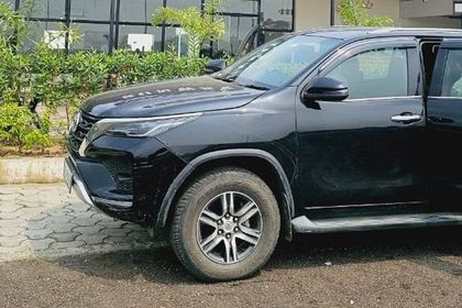 2023 Toyota Fortuner 4x2 डीजल
