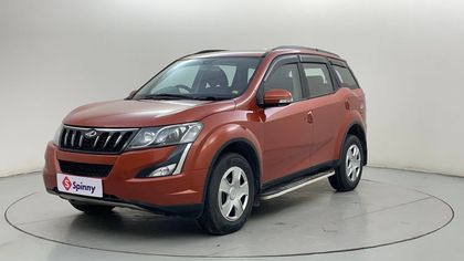 2017 Mahindra XUV500 AT W6 2WD