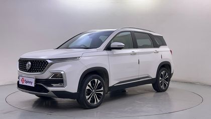 2023 MG Hector 2.0 Sharp Pro डीजल बीएस6