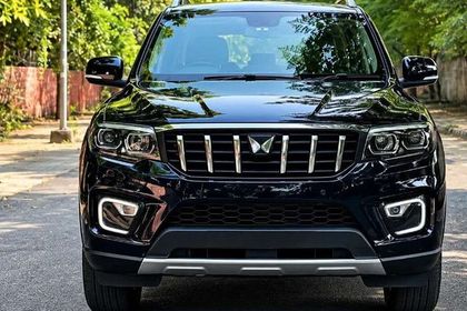 2024 Mahindra Scorpio N Z8 Diesel