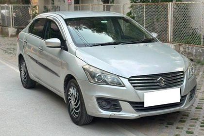 2016 Maruti Suzuki Ciaz वीएक्सआई ऑप्शन