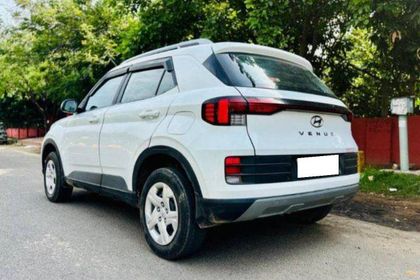 2022 Hyundai Venue S BSVI