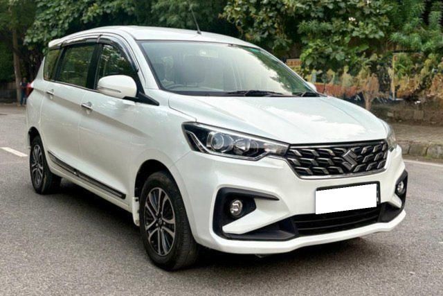 Second-hand 2022 Maruti Suzuki Ertiga जेडएक्सआई (O) सीएनजी बीएस6 for sale in New Delhi