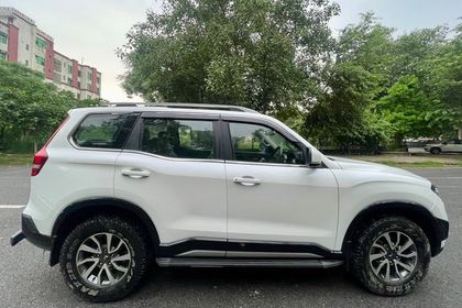 2025 Mahindra Scorpio N Z8 डीजल