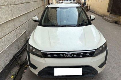 2019 Mahindra XUV300 W6 बीएस4