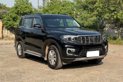 2023 Mahindra Scorpio N Z4
