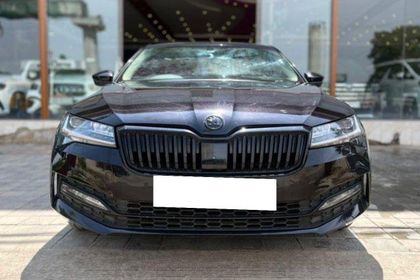 2021 Skoda Superb Laurin & klement BSVI