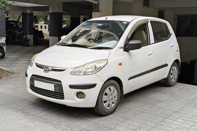 Second-hand 2010 Hyundai i10 स्पोर्टज़ 1.2 for sale in Hyderabad