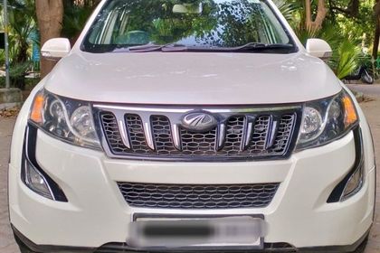 2018 Mahindra XUV500 W9 AT बीएस4