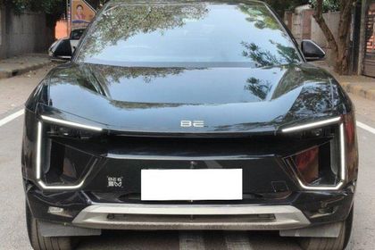 2025 Mahindra BE 6 SPORTEQ Pack Three
