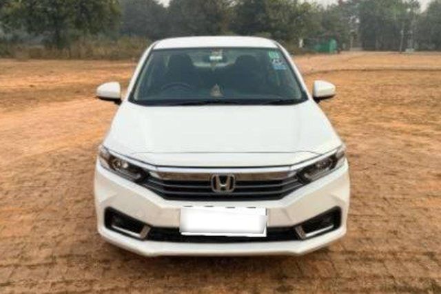 Honda Amaze 2nd Gen वीएक्स Second-hand 2024 Honda Amaze 2nd Gen वीएक्स for sale in Mirzapur