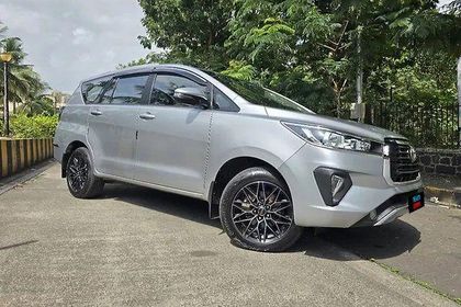 2022 Toyota Innova Crysta 2.4 GX 8 STR AT
