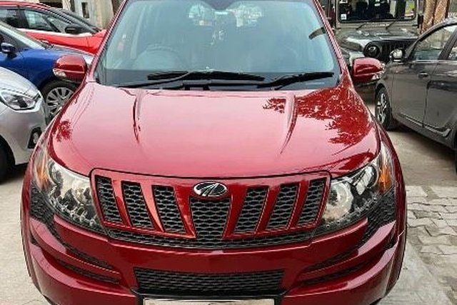 Mahindra XUV500 W8 4WD Second-hand 2012 Mahindra XUV500 W8 4WD for sale in Jaipur