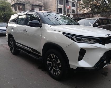 2021 Toyota Fortuner Legender 4x4 AT बीएस6