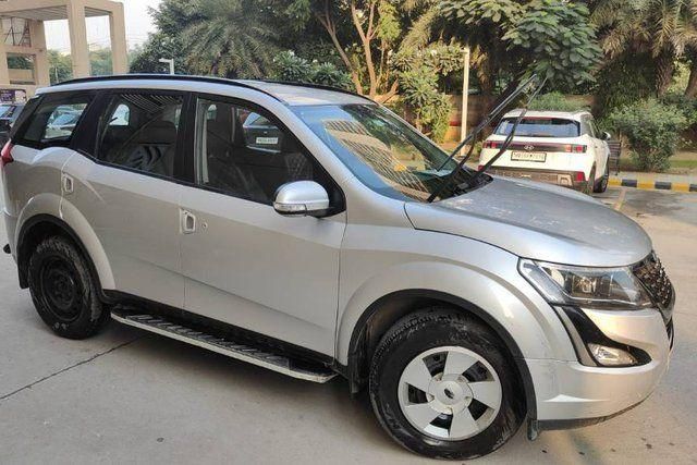 Second-hand 2019 Mahindra XUV500 W7 बीएस4 for sale in Gurgaon