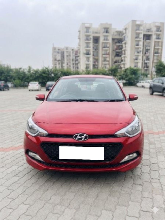 Hyundai i20 स्पोर्टज़ 1.2 Second-hand 2015 Hyundai i20 स्पोर्टज़ 1.2 for sale in Rewari