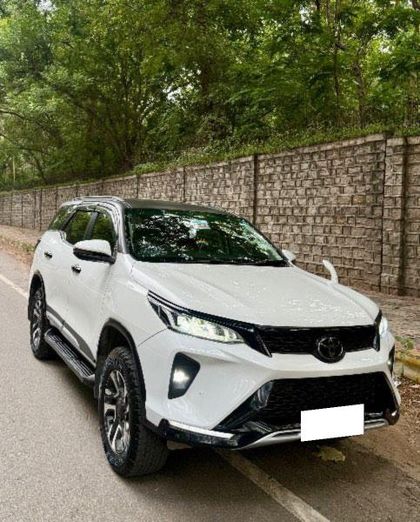 2023 Toyota Fortuner Legender 4x2 AT
