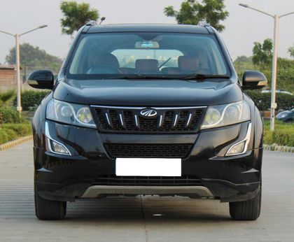 2015 Mahindra XUV500 W11 FWD डीजल