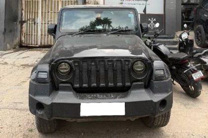 2022 Mahindra Thar LX 4डब्ल्यूडी Convert Top AT बीएस6