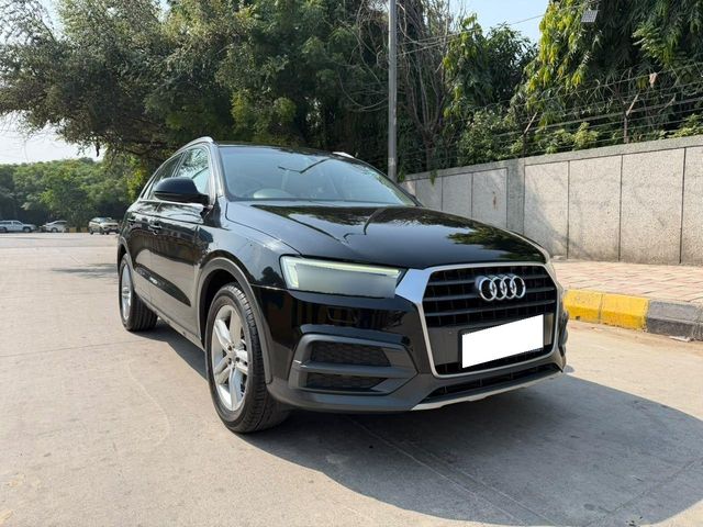 Audi Q3 30 TFSI प्रीमियम FWD Second-hand 2018 Audi Q3 30 TFSI प्रीमियम FWD for sale in New Delhi