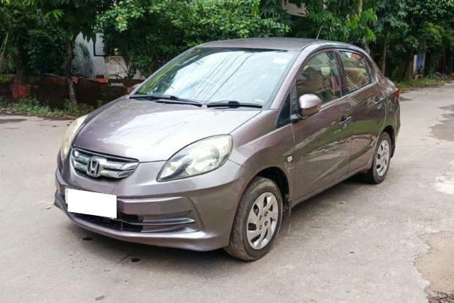 Honda Amaze एस रेनफोर्स्ड i-Dtech Second-hand 2014 Honda Amaze एस रेनफोर्स्ड i-Dtech for sale in Kolkata