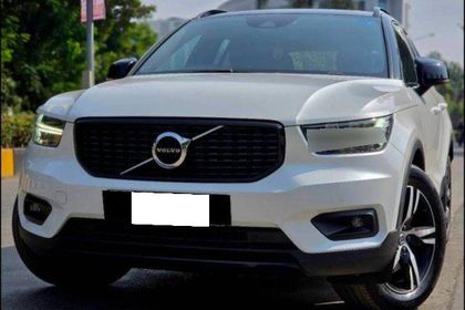 2021 Volvo XC40 T4 R-Design