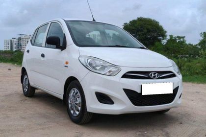 2013 Hyundai i10 एरा