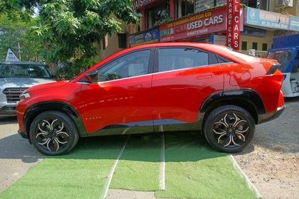 2024 Tata Curvv अकंप्लिश्ड प्लस A डीजल