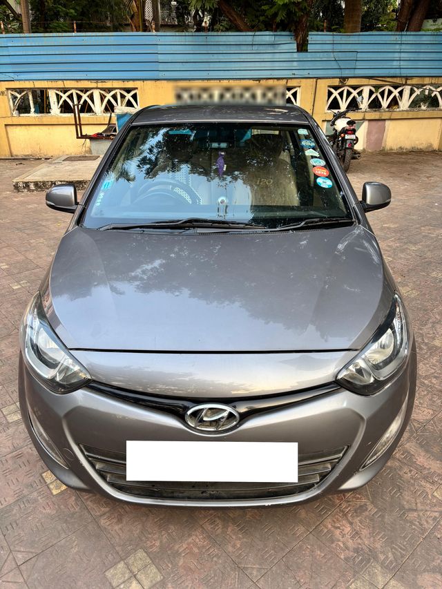 Second-hand 2012 Hyundai i20 1.2 एस्टा for sale in Mira Road