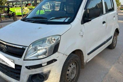 2017 Maruti Suzuki Wagon R Stingray एलएक्सआई ऑप्शनल