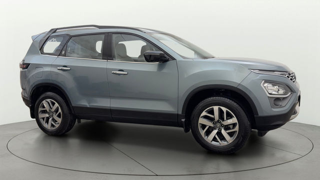 Second-hand 2023 Tata Safari XZA प्लस (O) 6Str AT बीएस6 for sale in Hyderabad