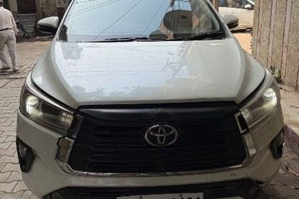 2017 Toyota Innova Crysta 2.4 VX MT 8S BSIV