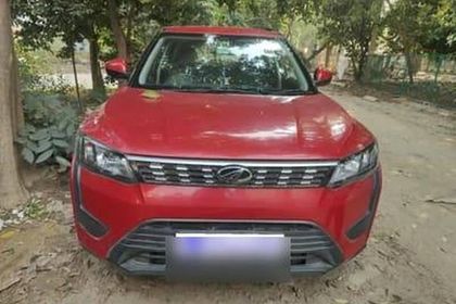 2021 Mahindra XUV300 W6 बीएस6