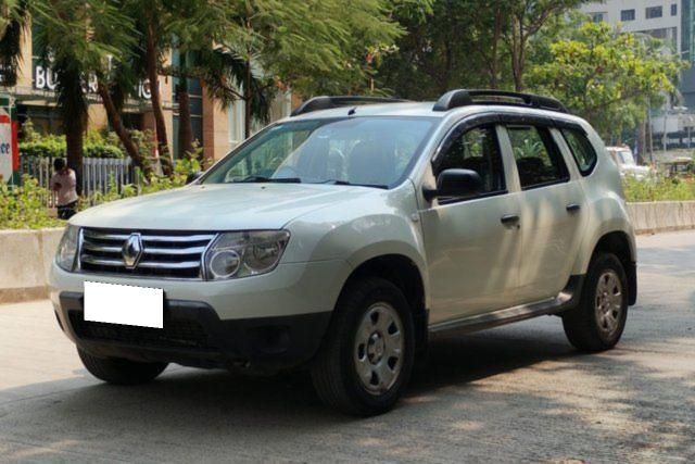 Renault Duster Petrol RxE Second-hand 2013 Renault Duster Petrol RxE for sale in Mumbai
